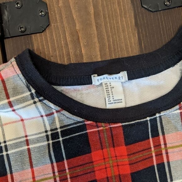 Forever 21 paid pullover crew sweatshirt small - Picture 2 of 2